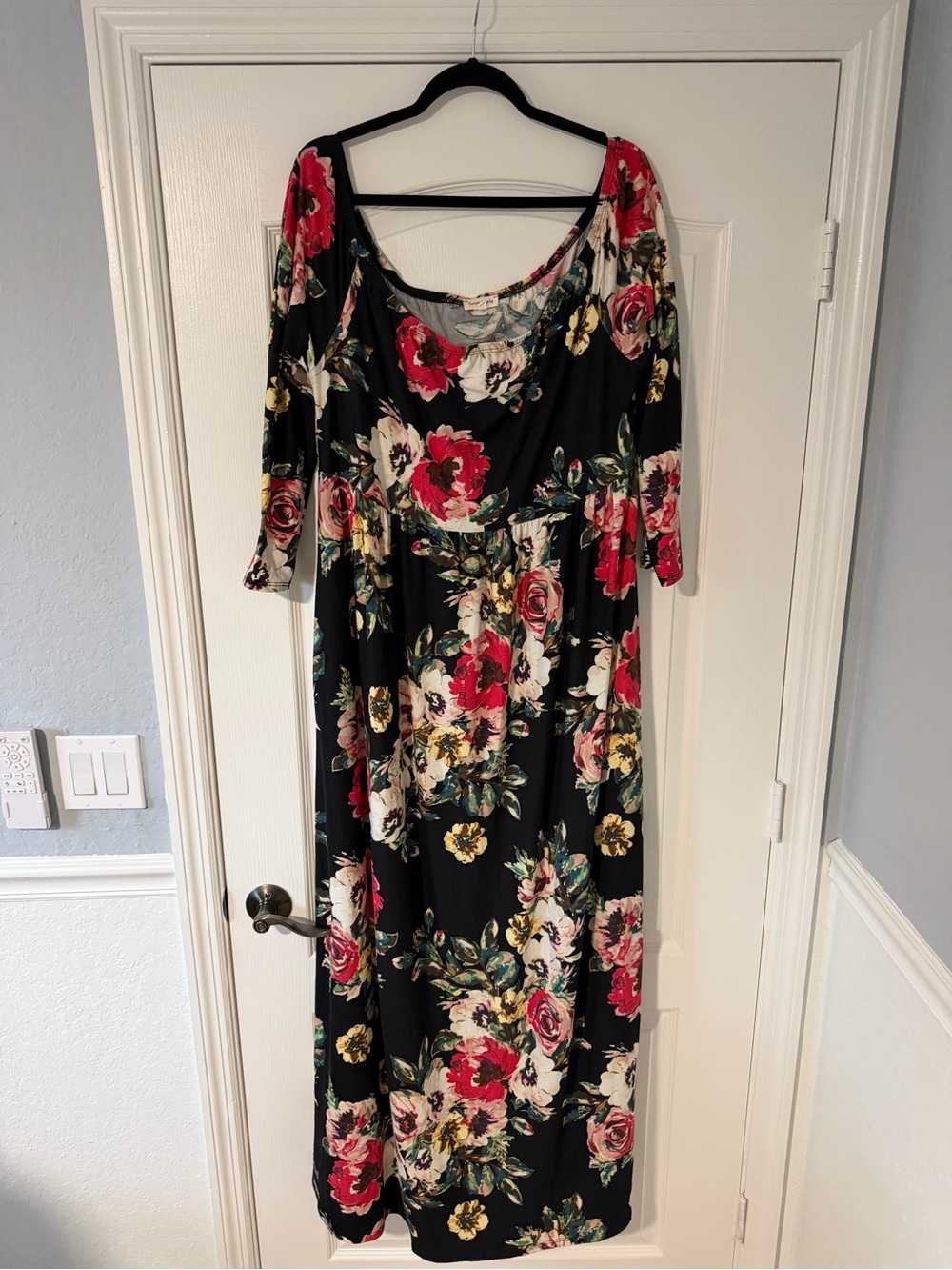 Floral Scoop Neck Black Maxi Dress with Red & Cream Roses